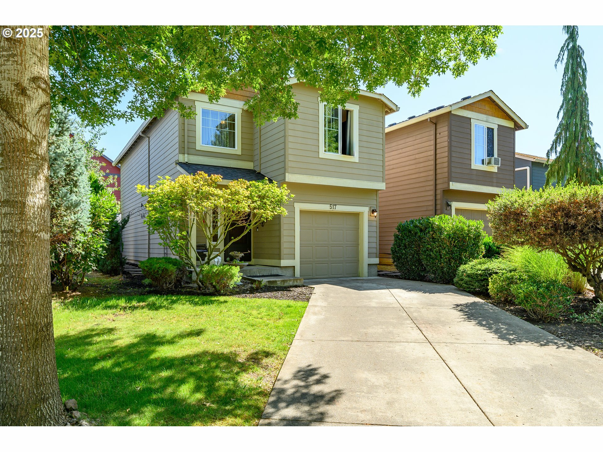 Property Photo: 517 S Whitney Dr OR 97132