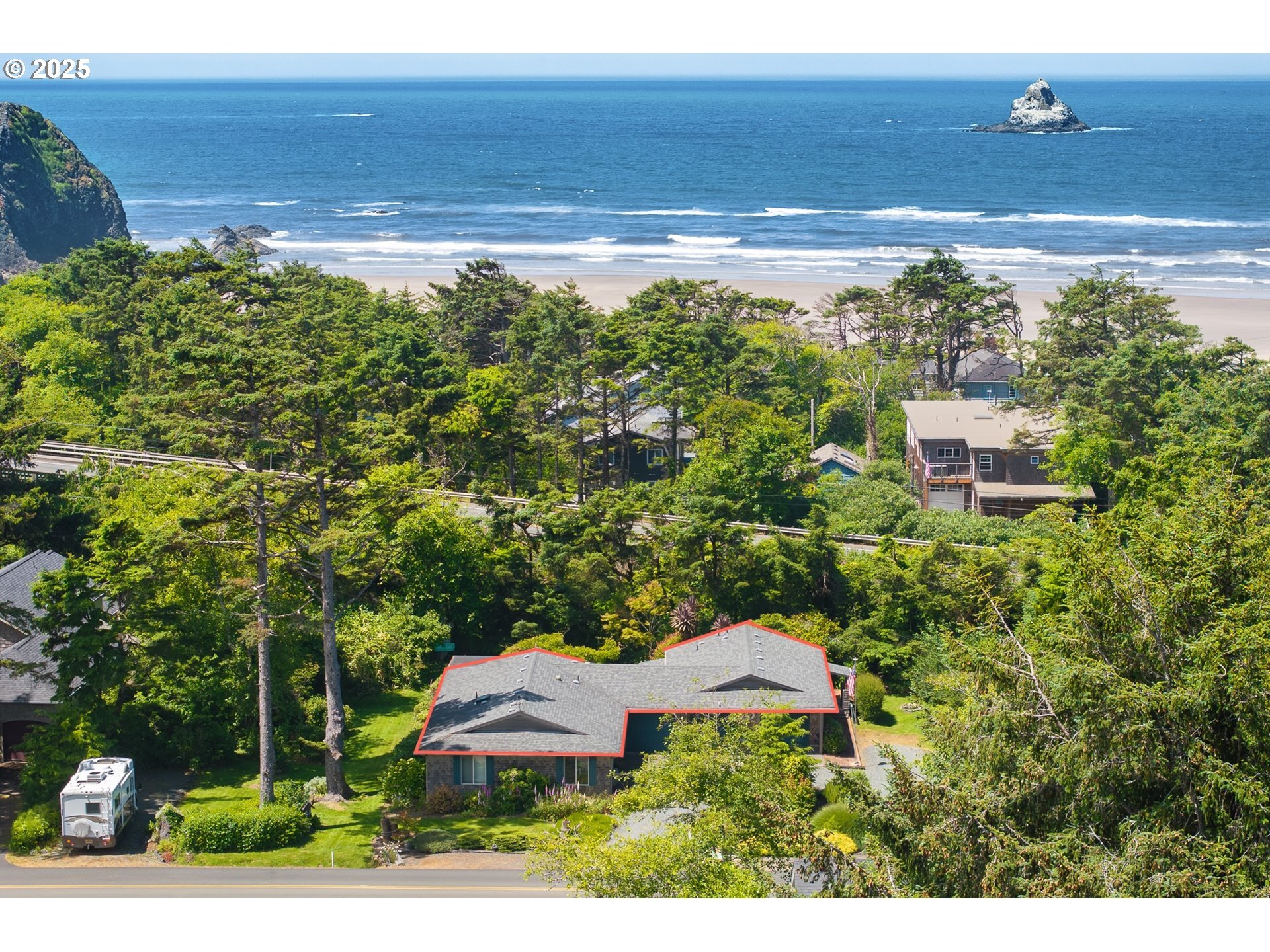 Property Photo:  79796 E Beach Rd  OR 97102 