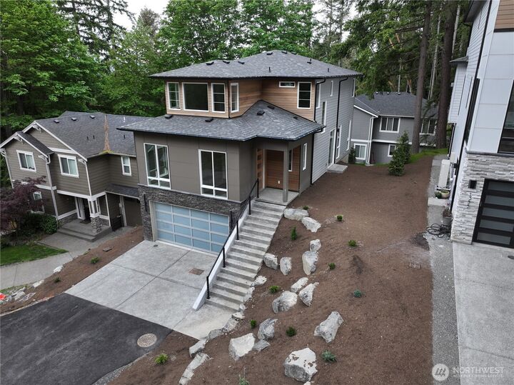 Property Photo:  1343  211th Avenue NE  WA 98074 