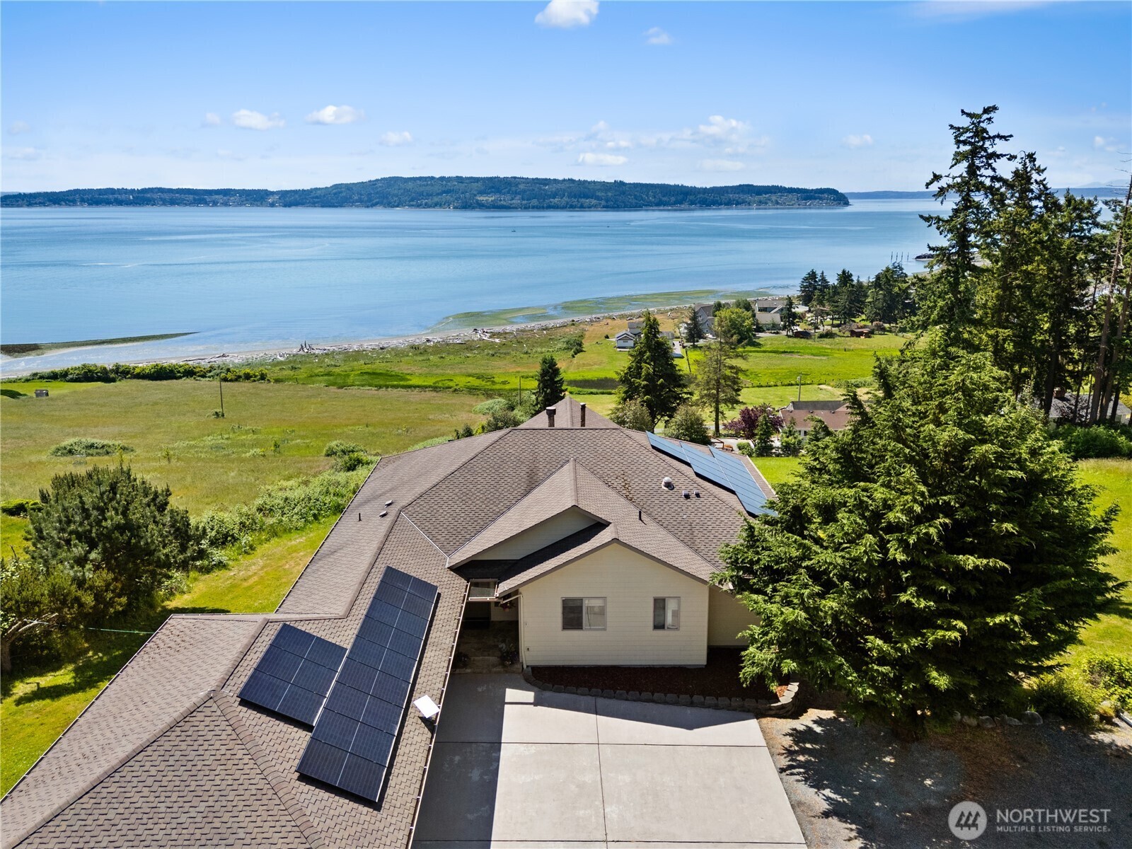 Property Photo: 2364 Strawberry Point Road WA 98277