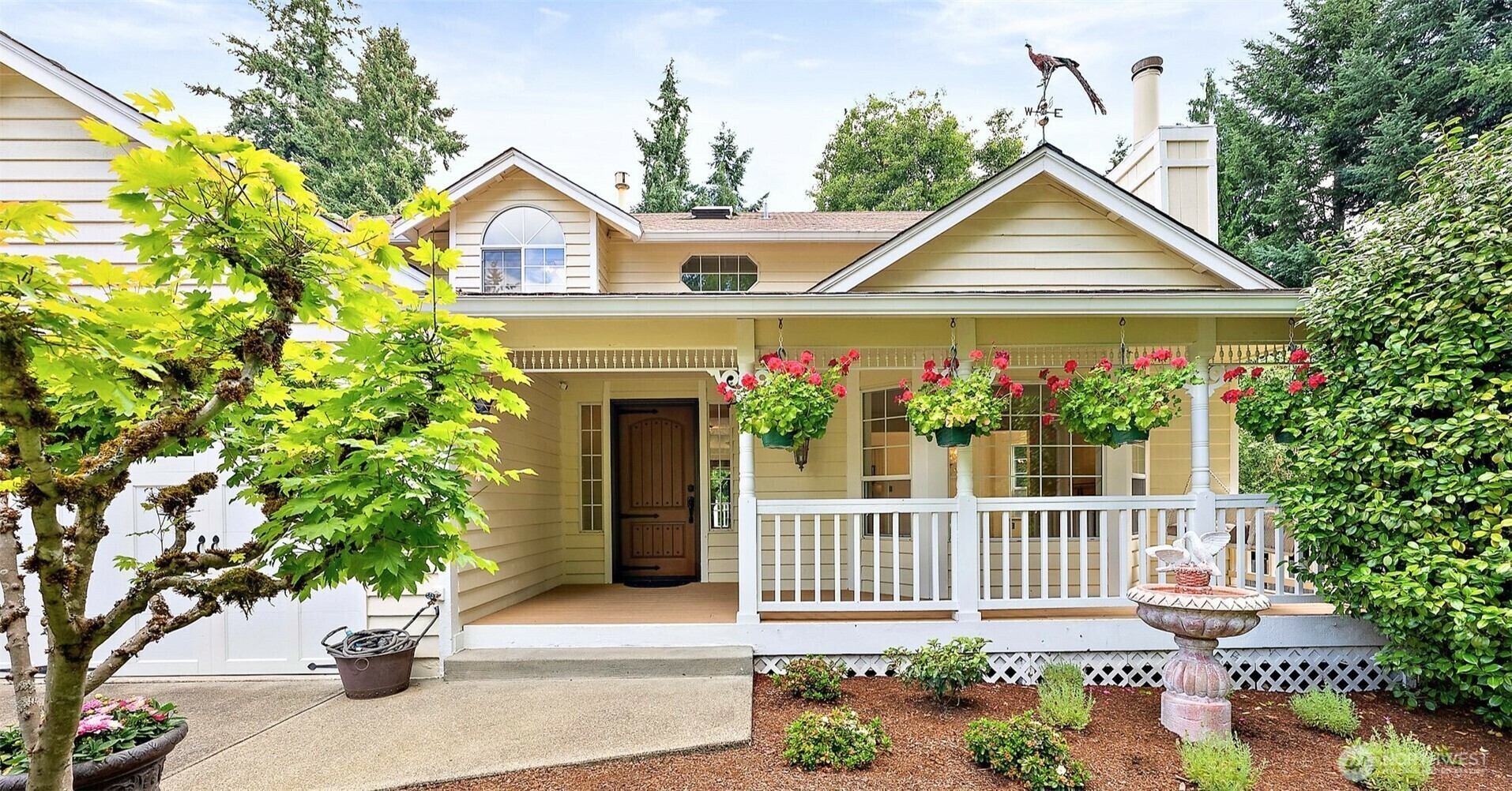 Property Photo: 14013 116th Avenue E WA 98374