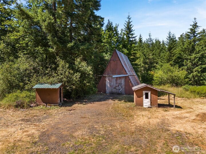 Property Photo: 316 Leudinghaus Road WA 98532