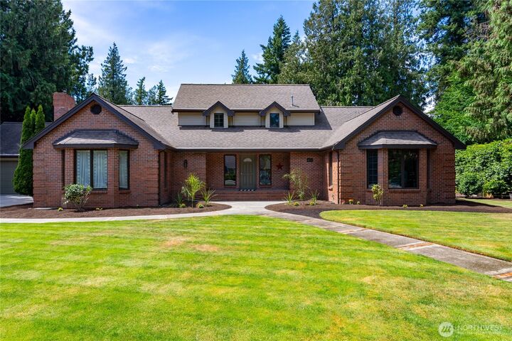 Property Photo:  404  Wood Creek Drive  WA 98264 