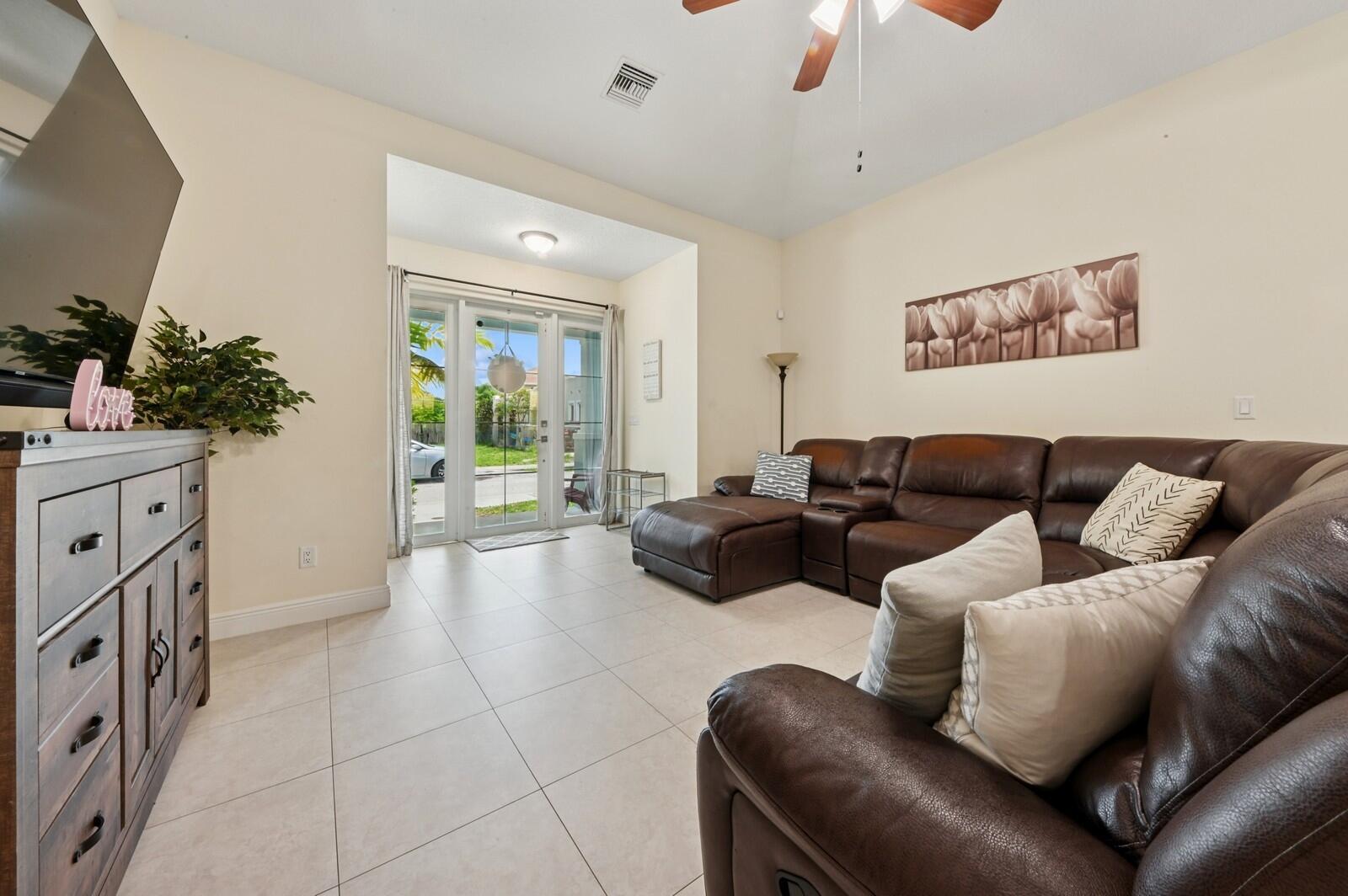 Property Photo: 445 Lilac Court FL 33407