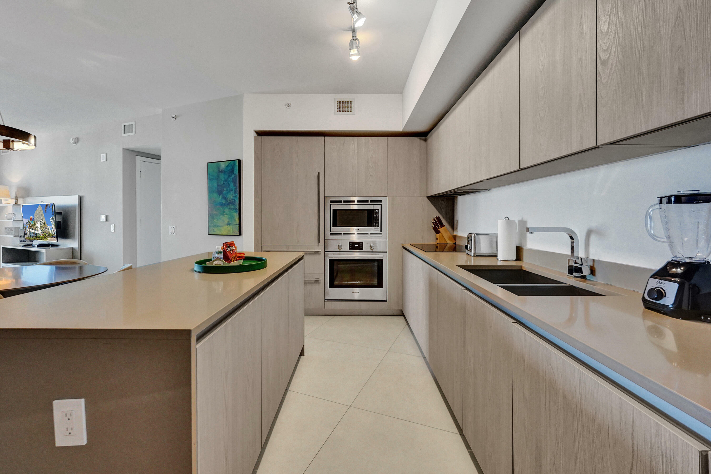 Property Photo: 4111 S Ocean Drive 1910 FL 33019