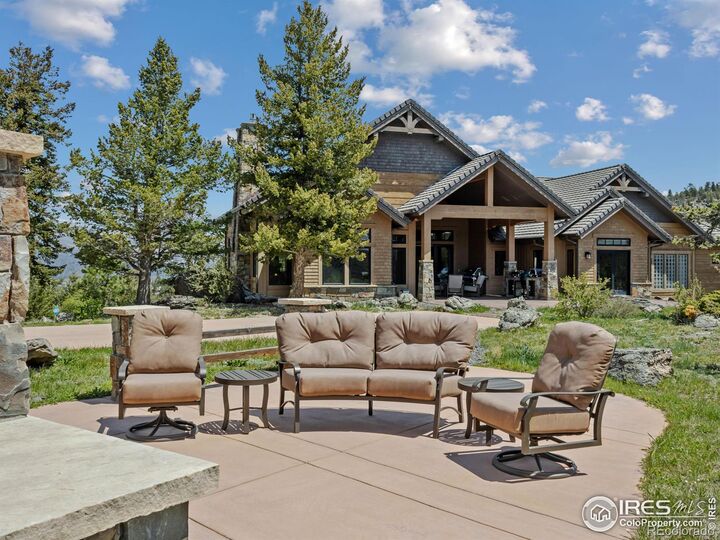 Property Photo:  3411 Hillcrest Lane  CO 80517