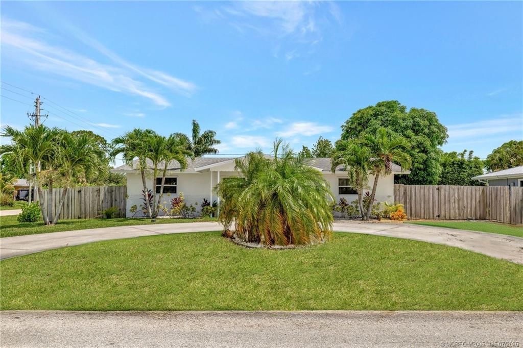 Property Photo: 1894 SE Lafayette Street FL 34997