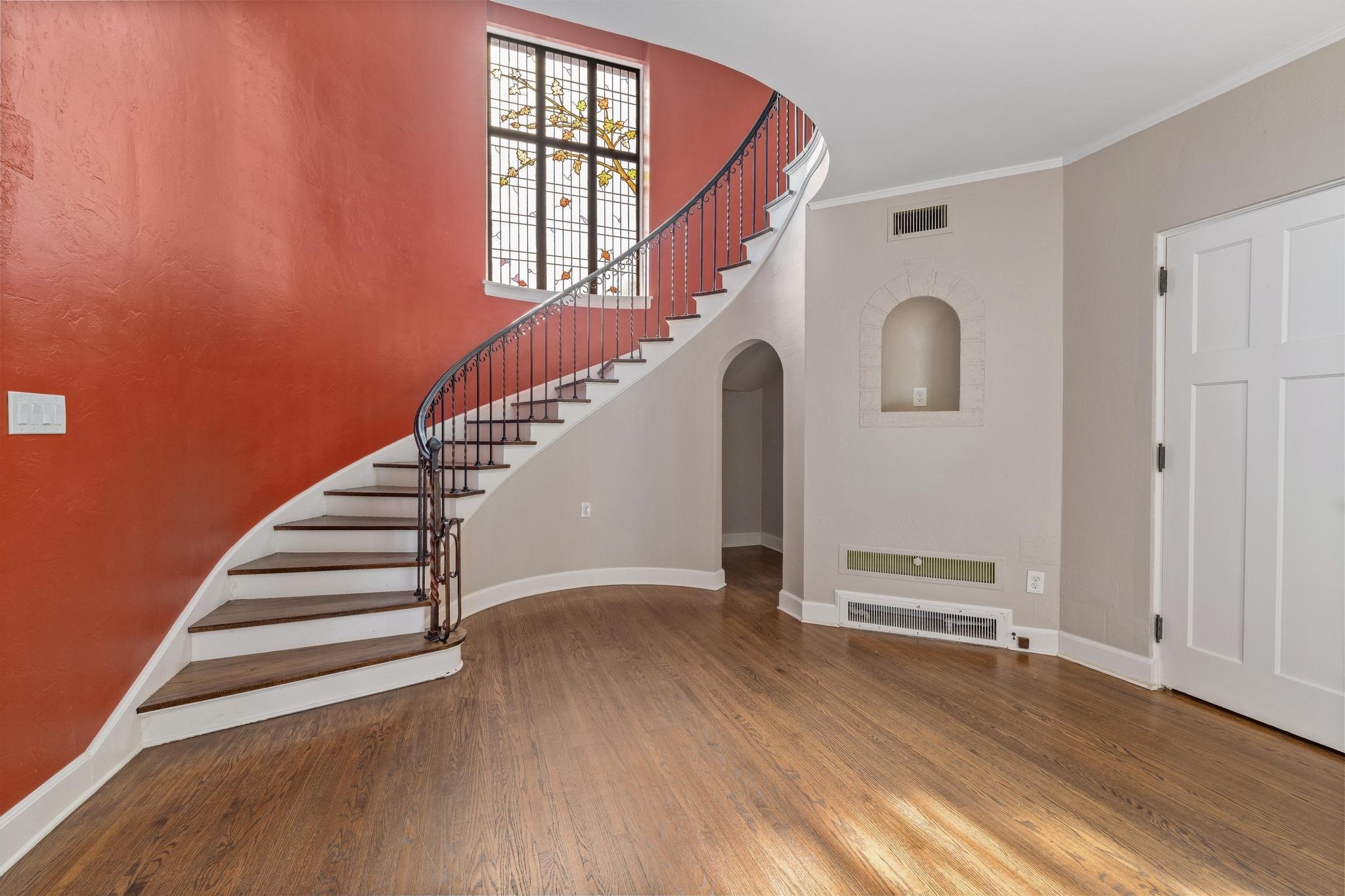 Property Photo: 440 N Crestway St KS 67208