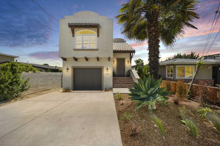 Property Photo: 423 Hillcrest Drive CA 95003