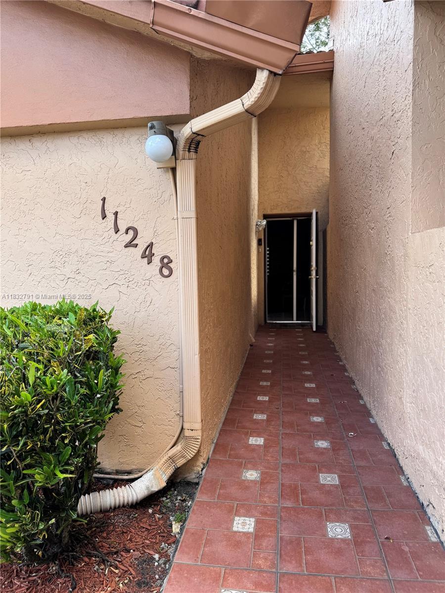 Property Photo: 11248 SW 11th St FL 33025