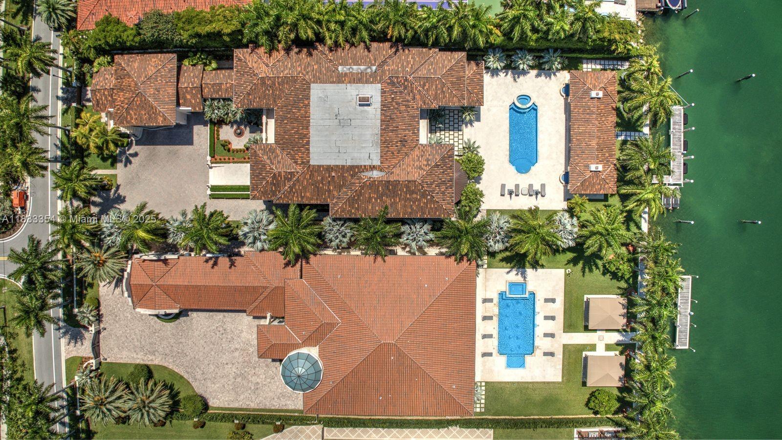 Property Photo: 198 Palm Ave FL 33139