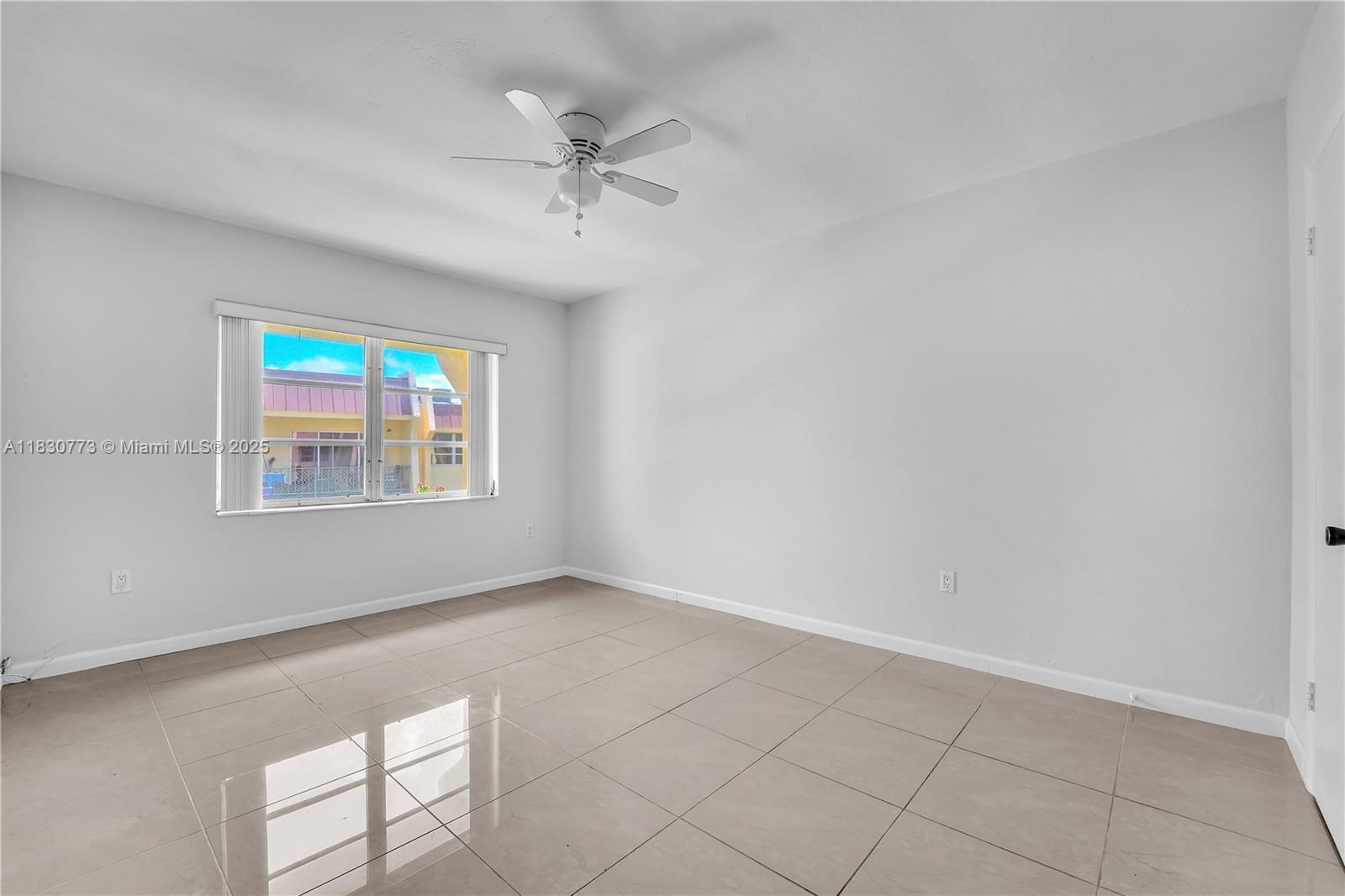 Property Photo: 13882 SW 90th Ave #Hh217 FL 33176