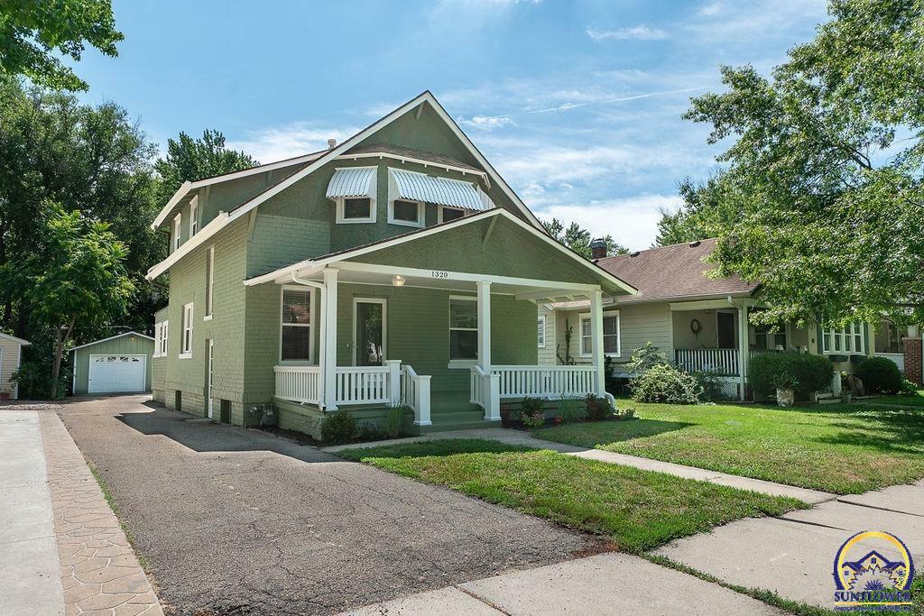 1320 SW Macvicar Ave  Topeka KS 66604 photo