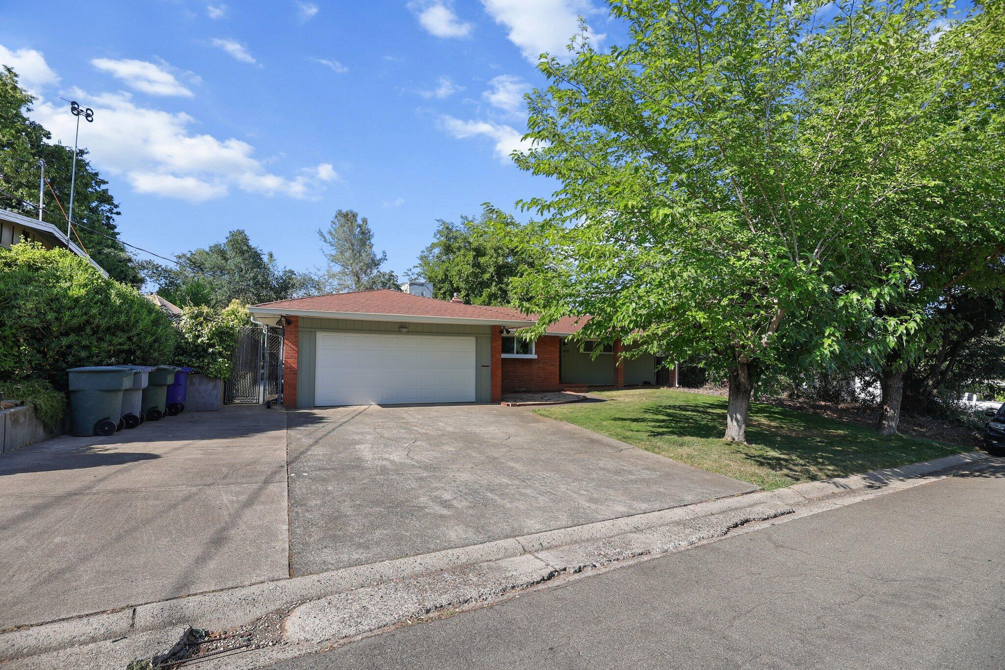 Property Photo:  2920 Pioneer Drive  CA 96001 