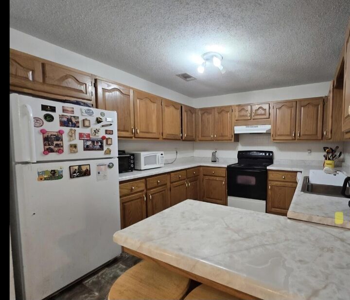 445 Monroe Street  Thayer MO 65791 photo