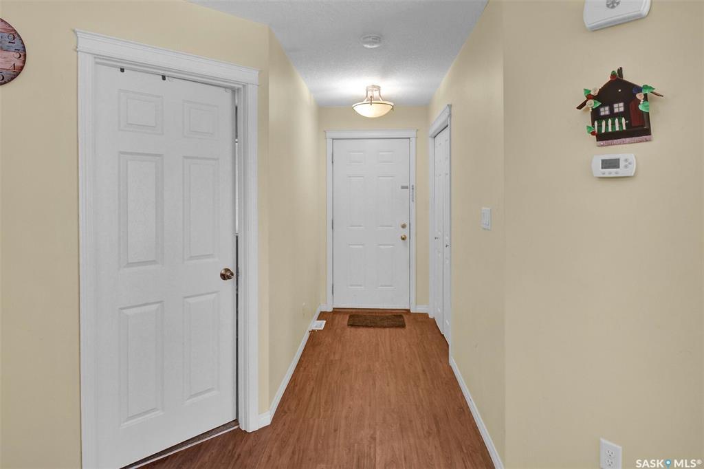 Property Photo: 125 Willis Crescent 217 SK S7T 0T1