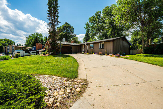 Property Photo: 606 Kearney Avenue WY 82834