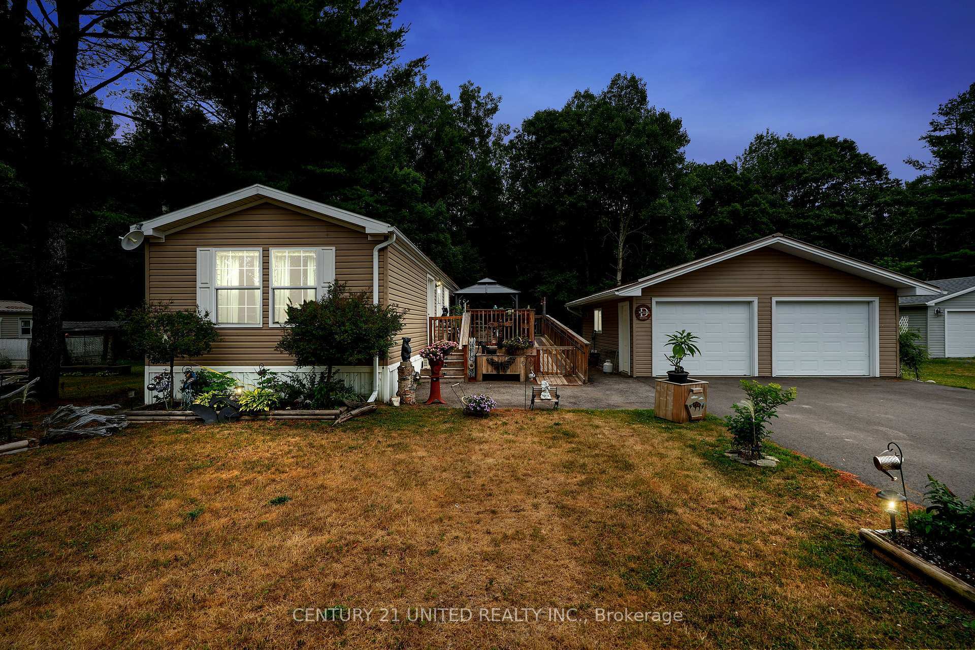 Property Photo: 77 Belmont Street ON K0L 1Z0