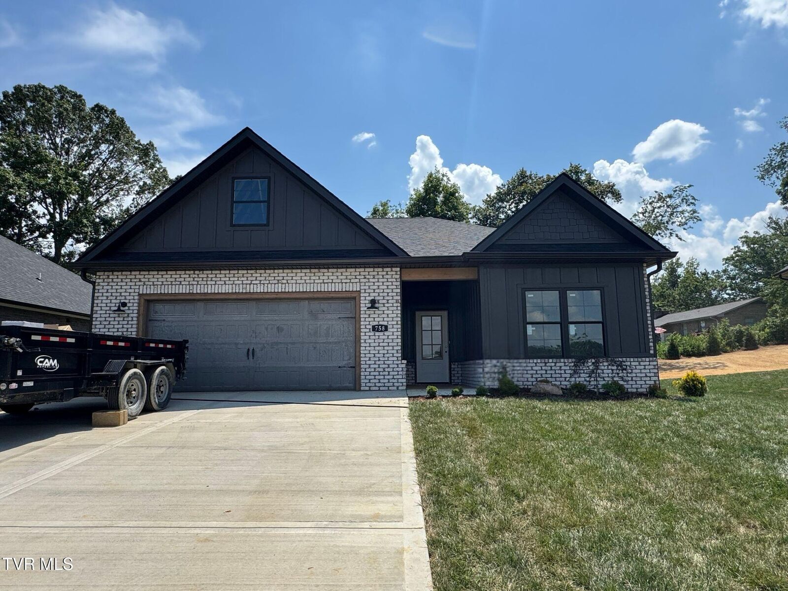 Property Photo: 758 Hunts Terrace Drive TN 37663