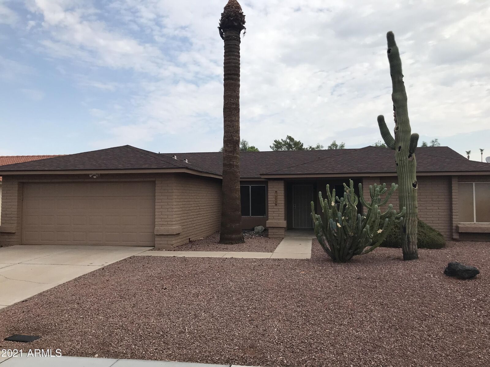Property Photo: 8726 E Vía De Belleza Drive AZ 85258