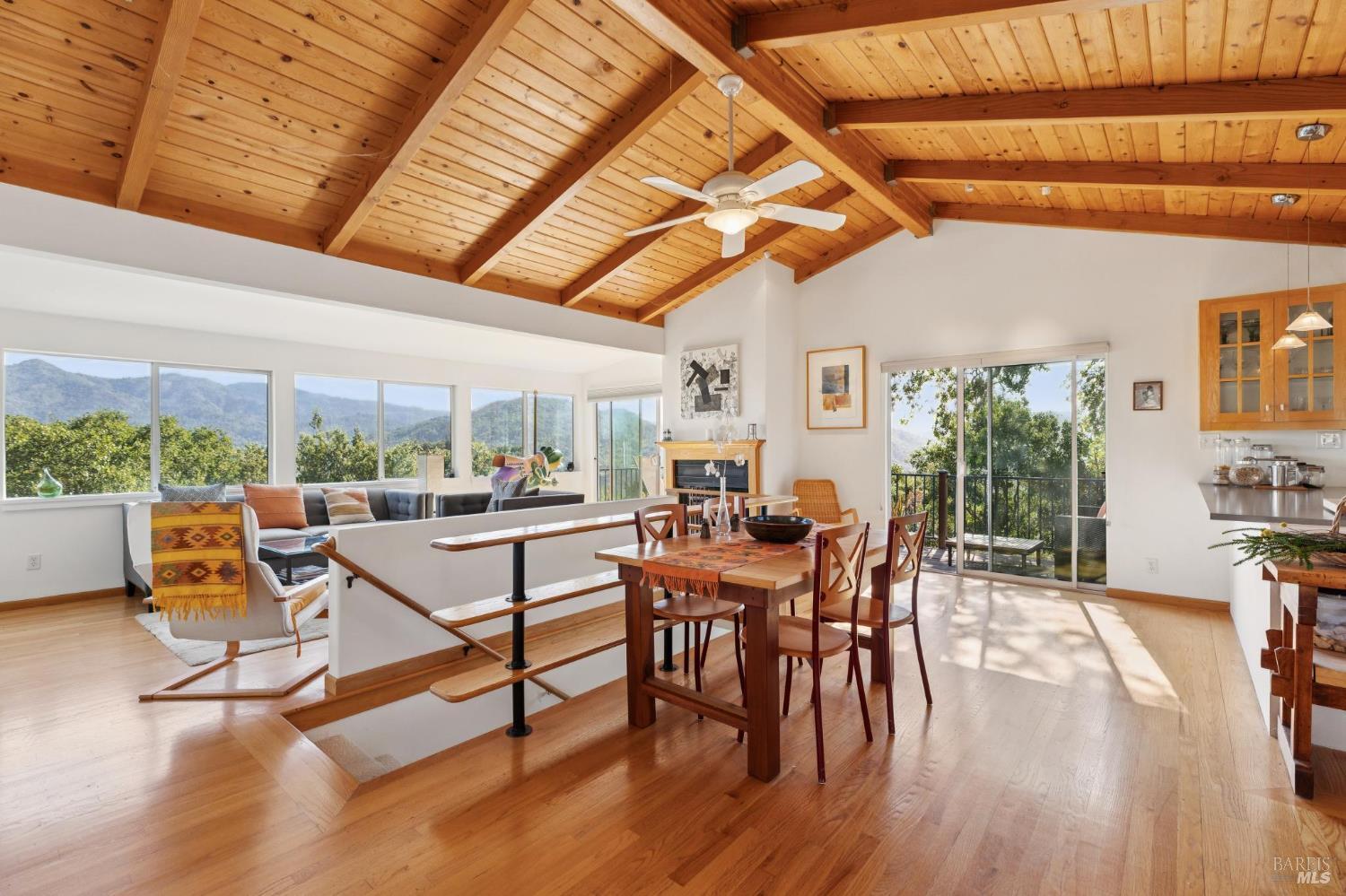 569 Sequoia Drive  San Anselmo CA 94960 photo