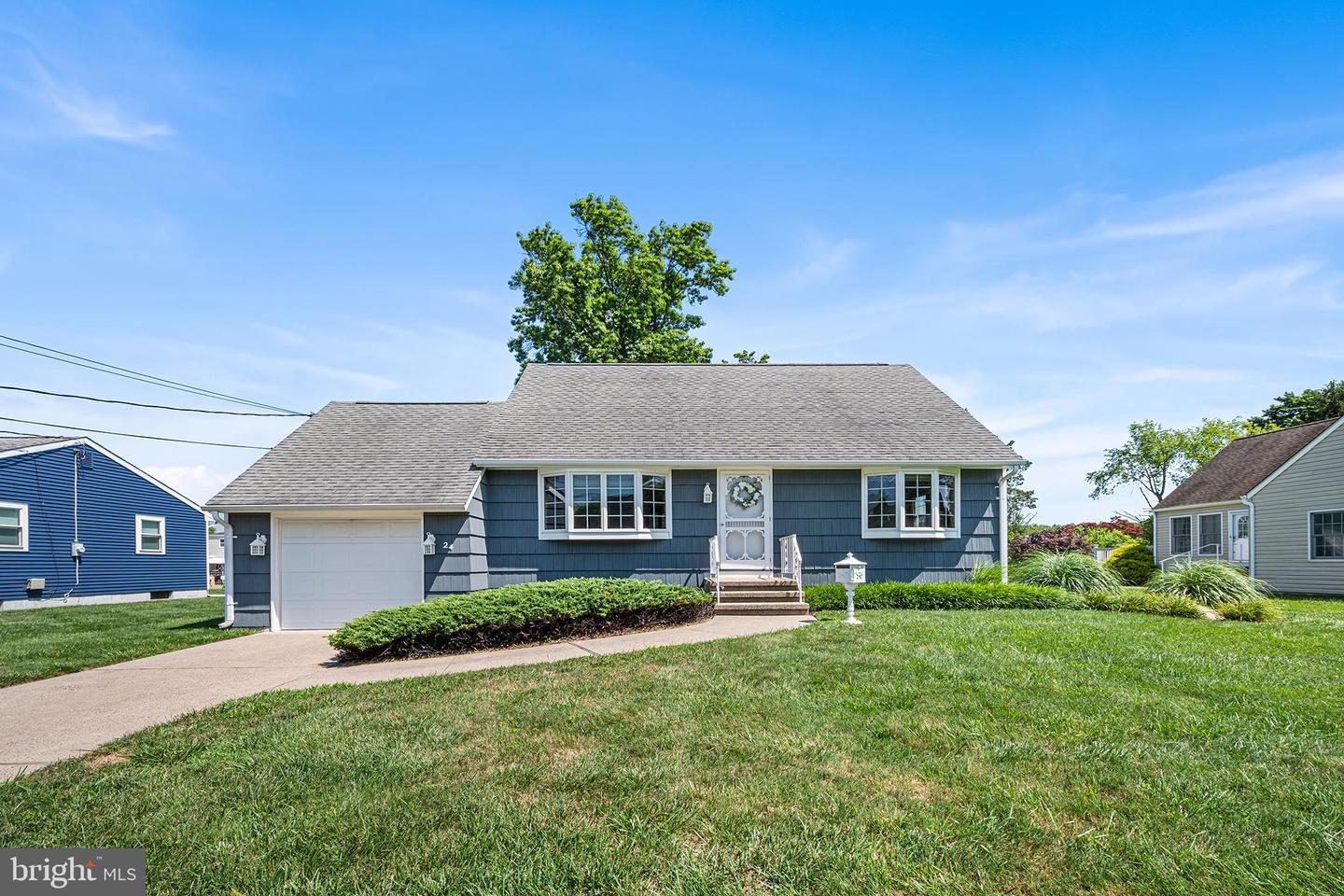 24 Doreen Road  Hamilton NJ 08690 photo