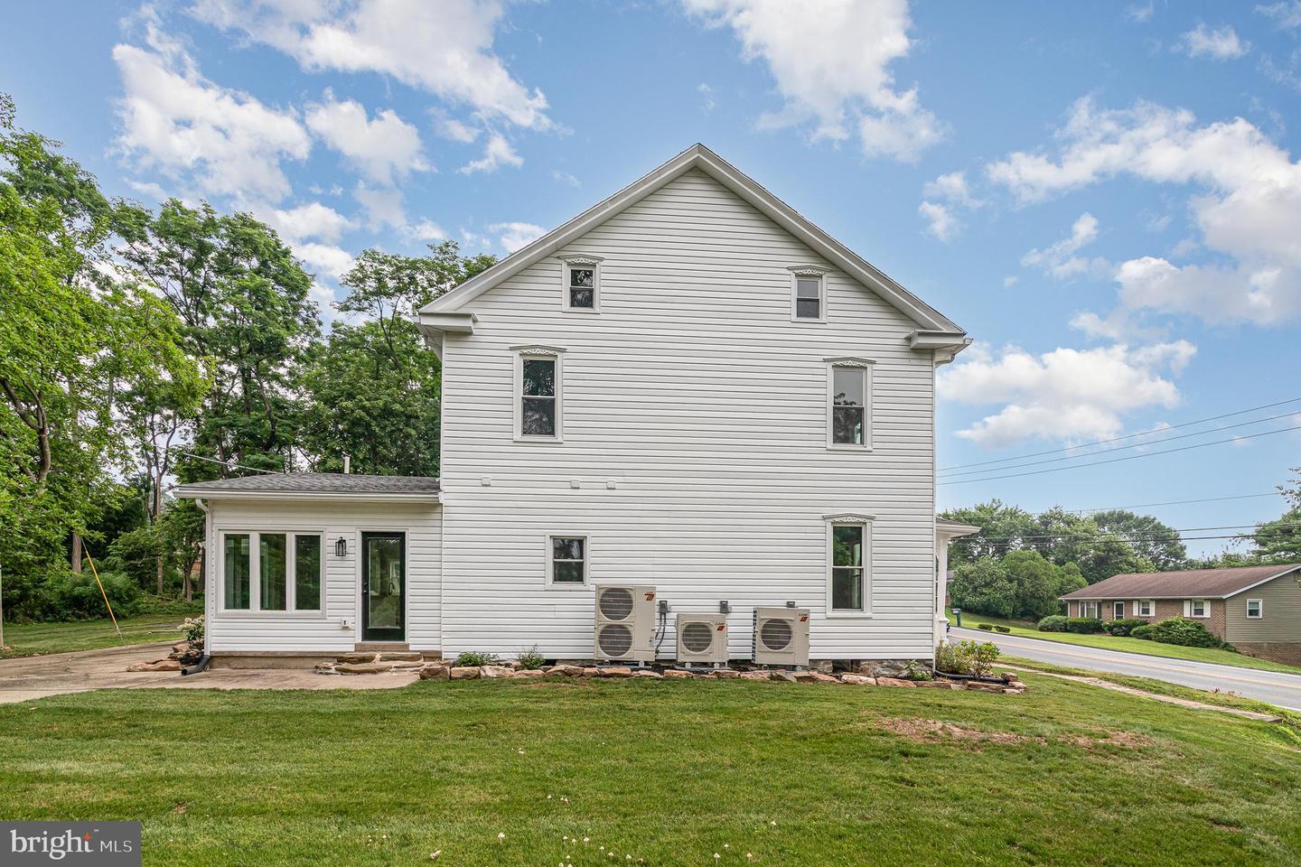 Property Photo: 4910 Earl Drive PA 17112