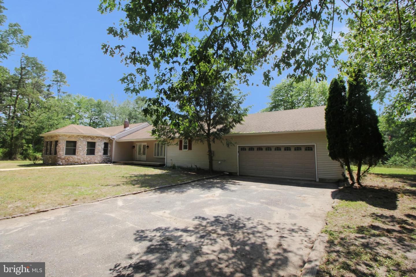 Property Photo: 13 Peggys Lane NJ 08088