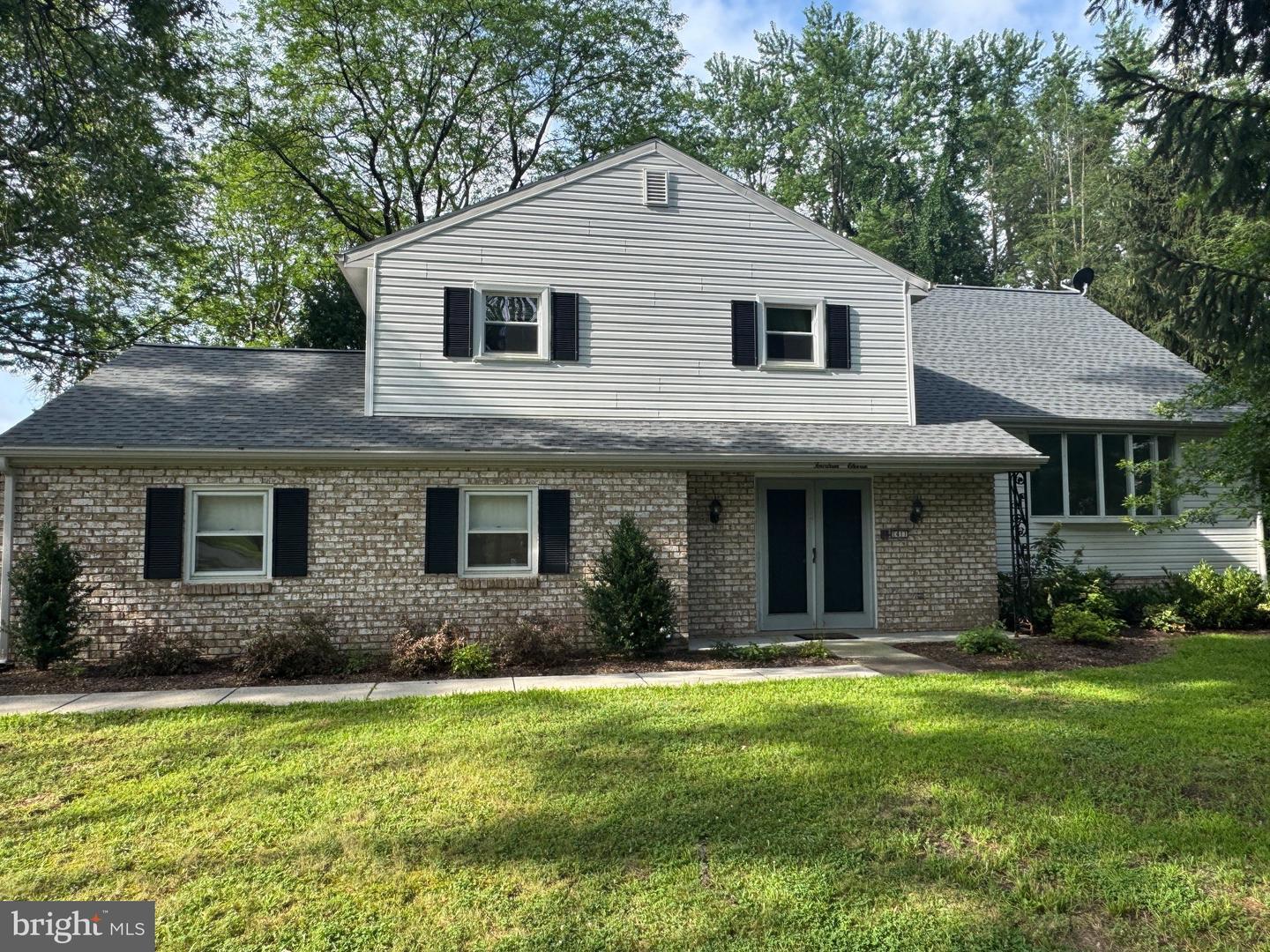 Property Photo: 1411 Montfort Drive PA 17110