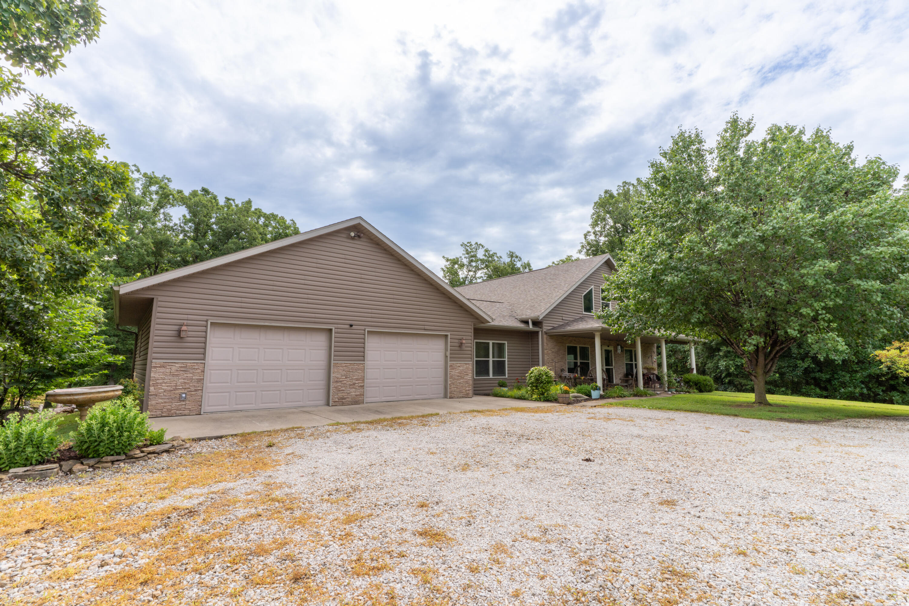 Property Photo: 1330 County Road 2663 MO 65243