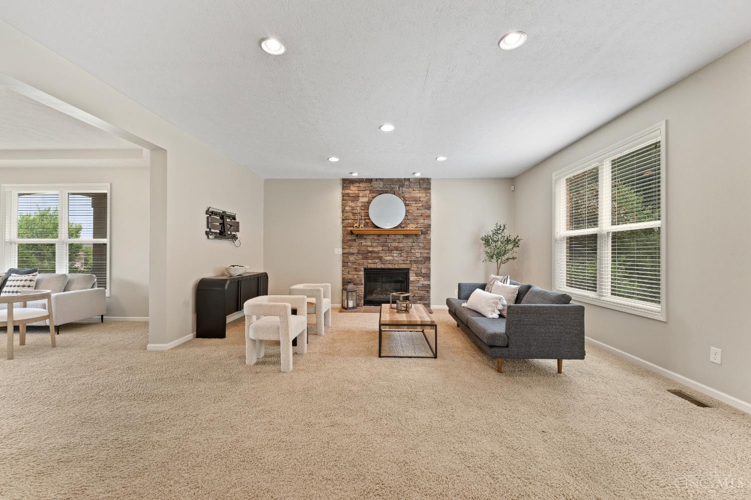 Property Photo: 6290 Winding Creek OH 45011