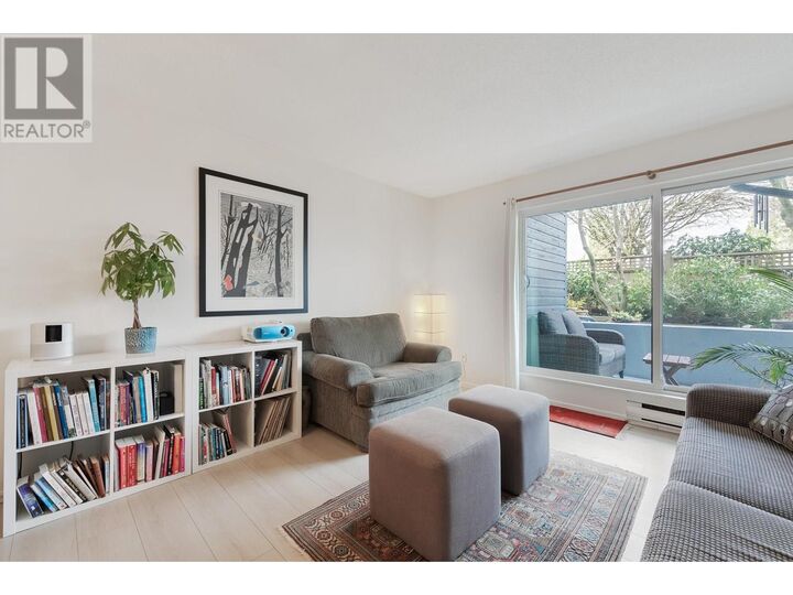 Photo de la propriété: 1990 West 6th Avenue 112 BC V6J 4V4