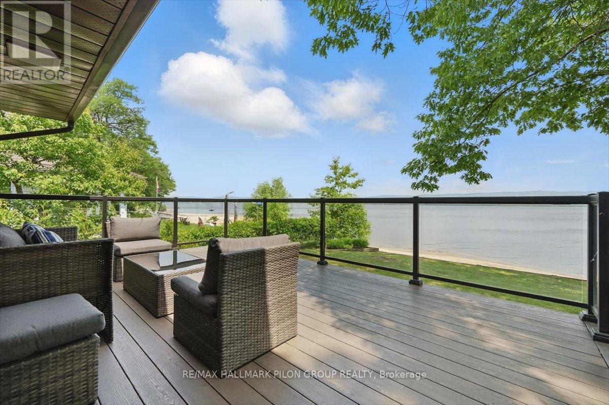 Property Photo: 584 Bayview Drive ON K0A 3M0