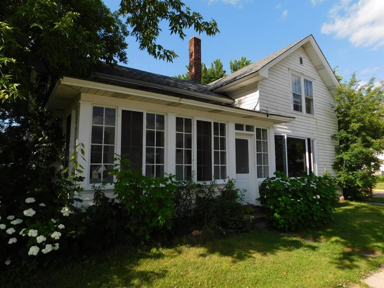 Property Photo:  414 East 3rd Street  WI 54452 