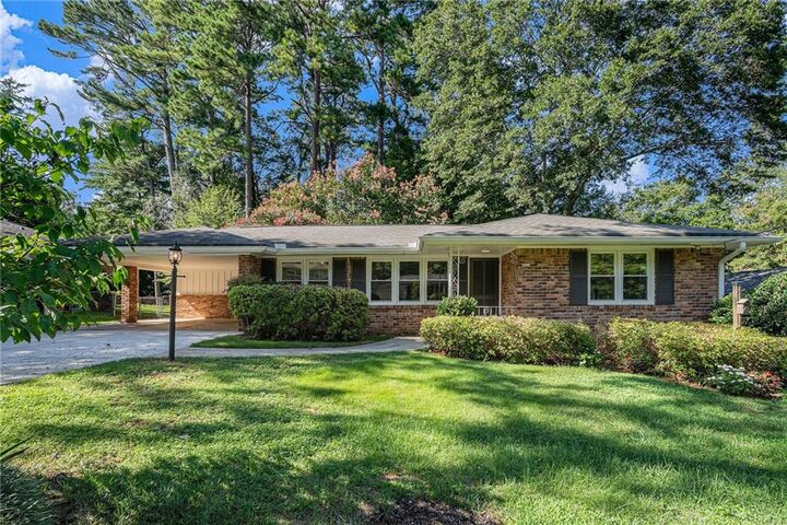 Property Photo:  4216 Fontana Court Court  GA 30084 