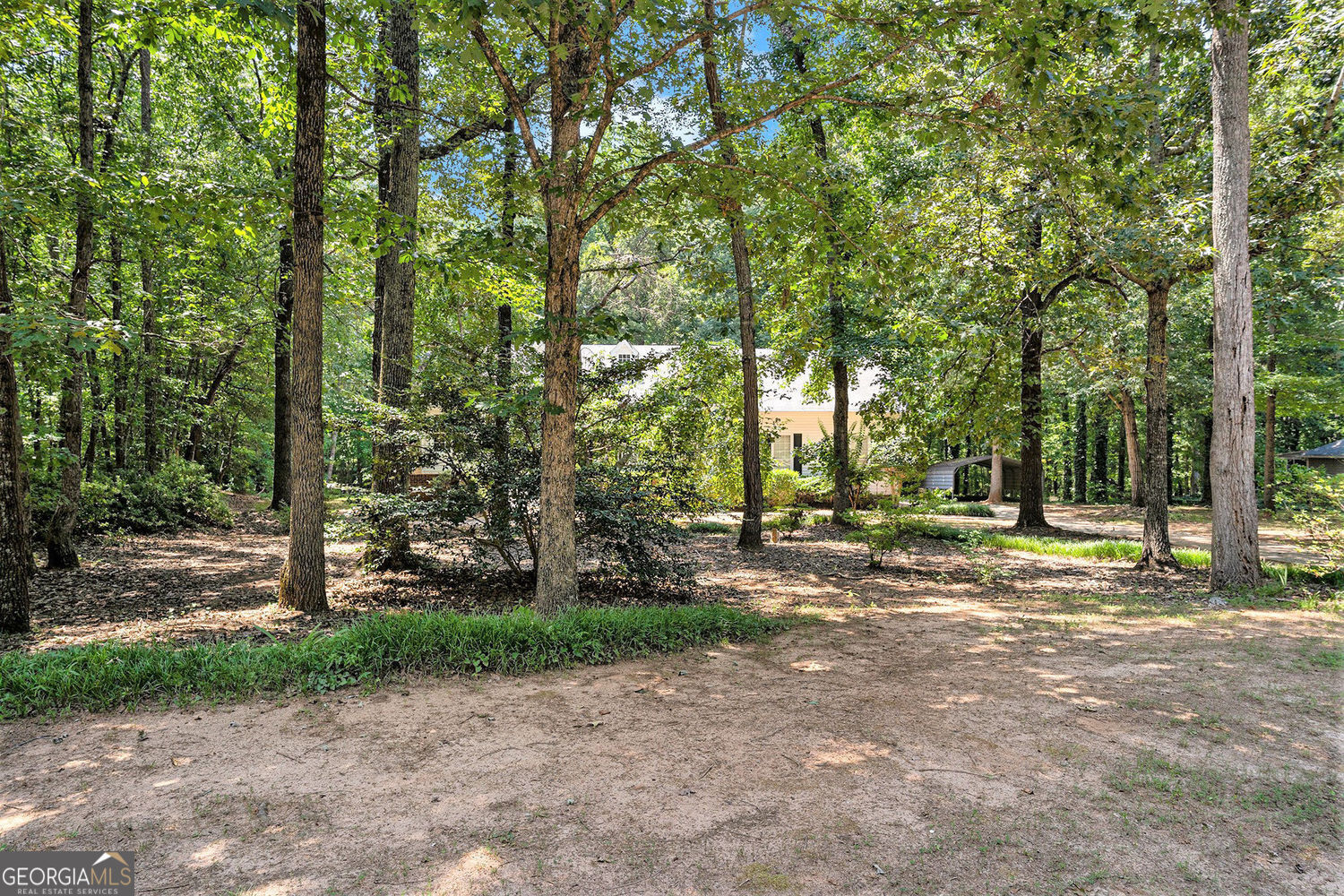 Property Photo: 344 Williamsburg Circle GA 30253