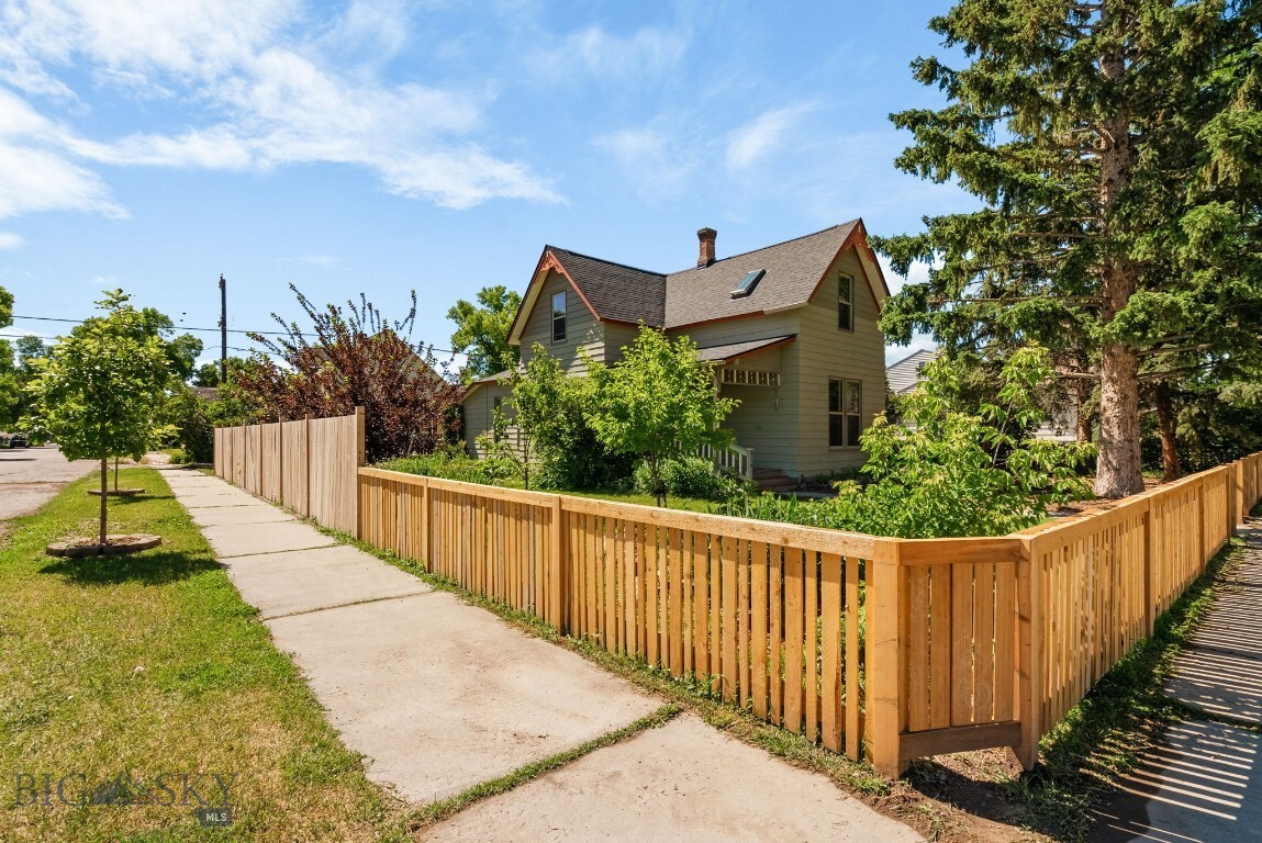 Property Photo: 606 S Washington Street MT 59725