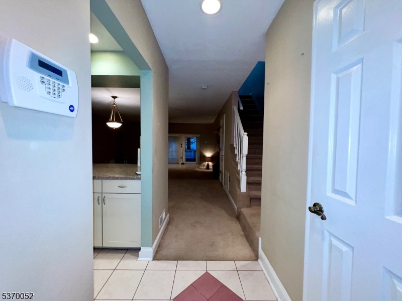 Property Photo:  37 Albury Way  NJ 08902 