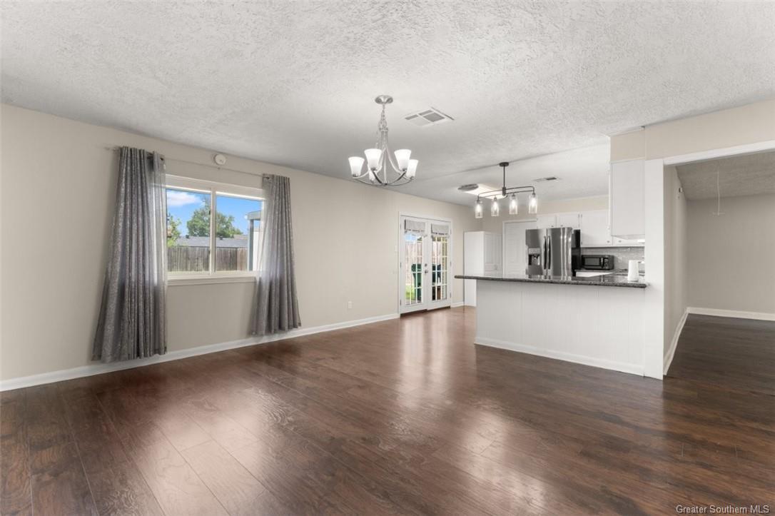Property Photo: 2807 Mary Ann Drive LA 70663