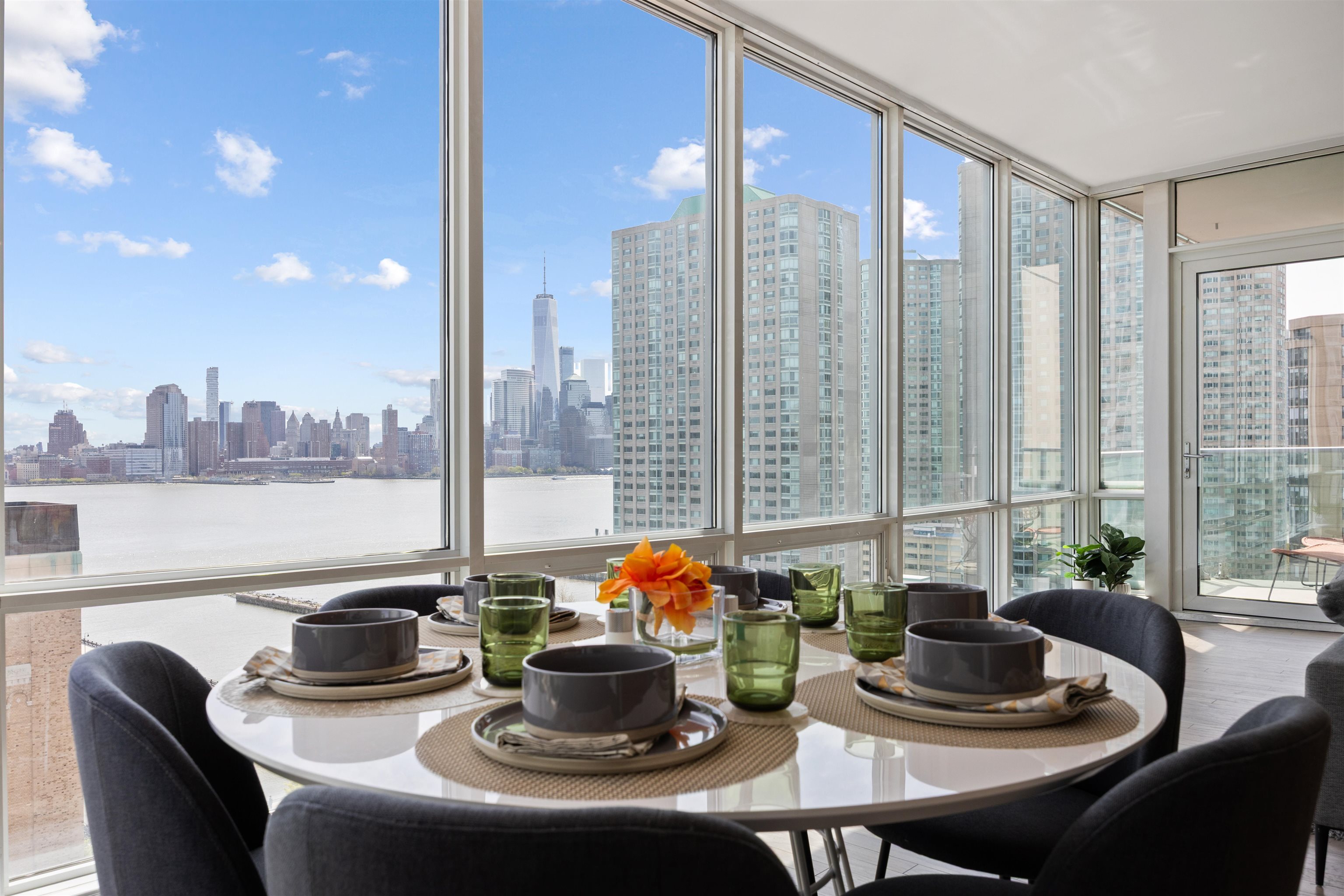 Property Photo: 20 Newport Parkway 1707 NJ 07310