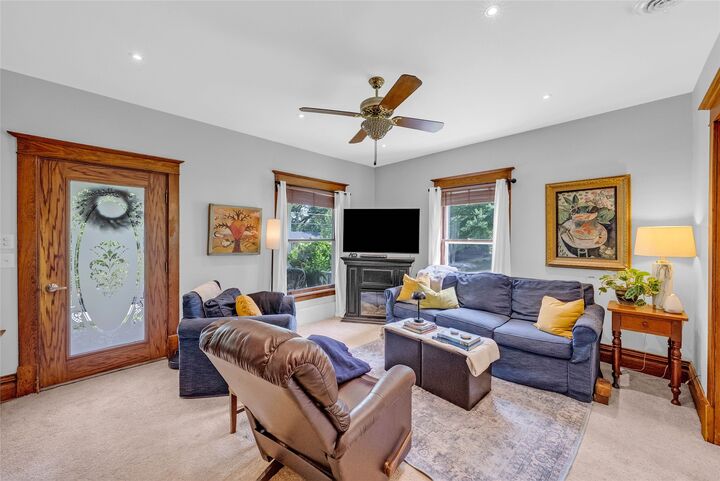 Property Photo:  3602 64th Street  IA 50322 