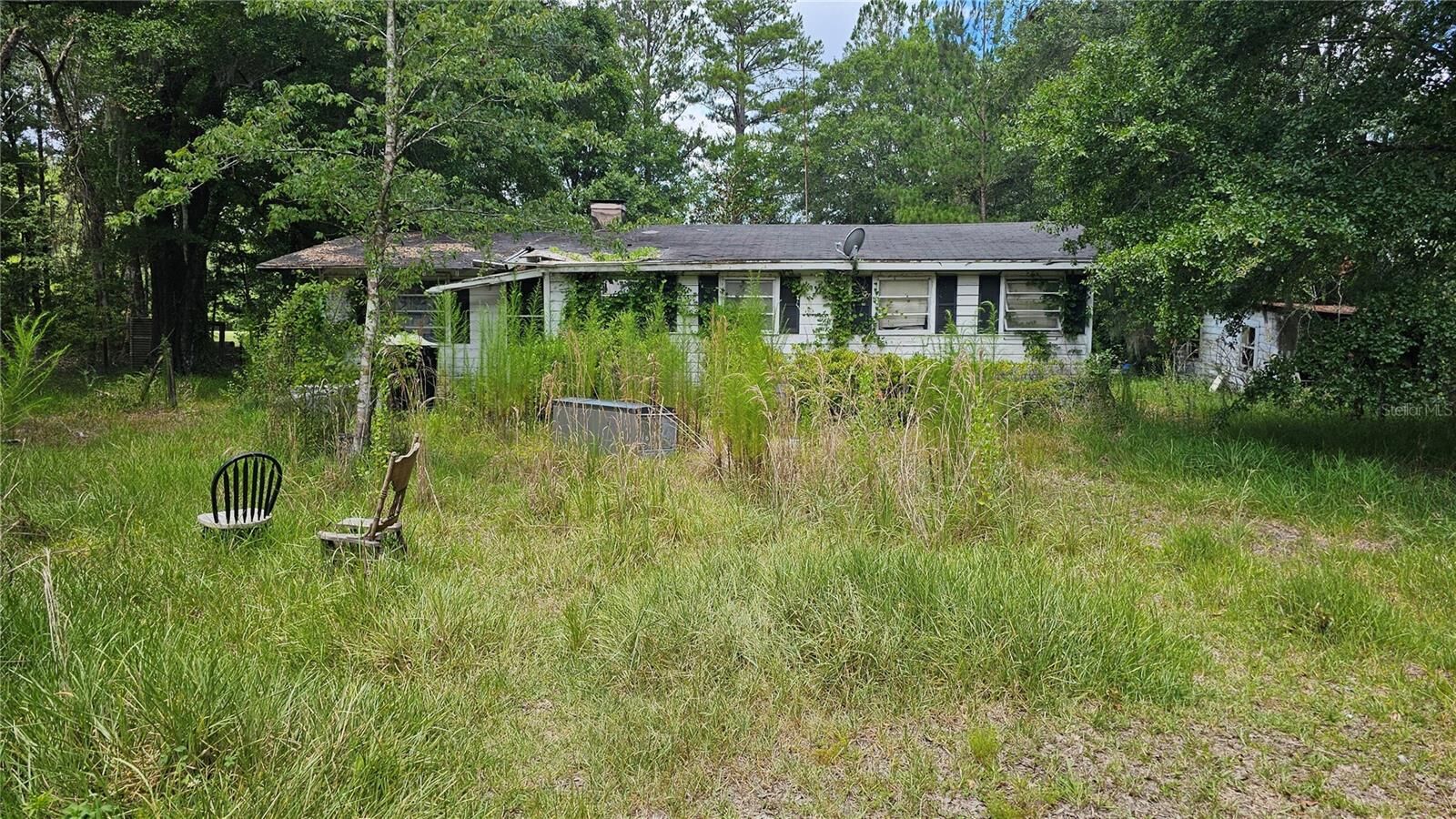Property Photo:  17376 NW 37th Lane  FL 32091 