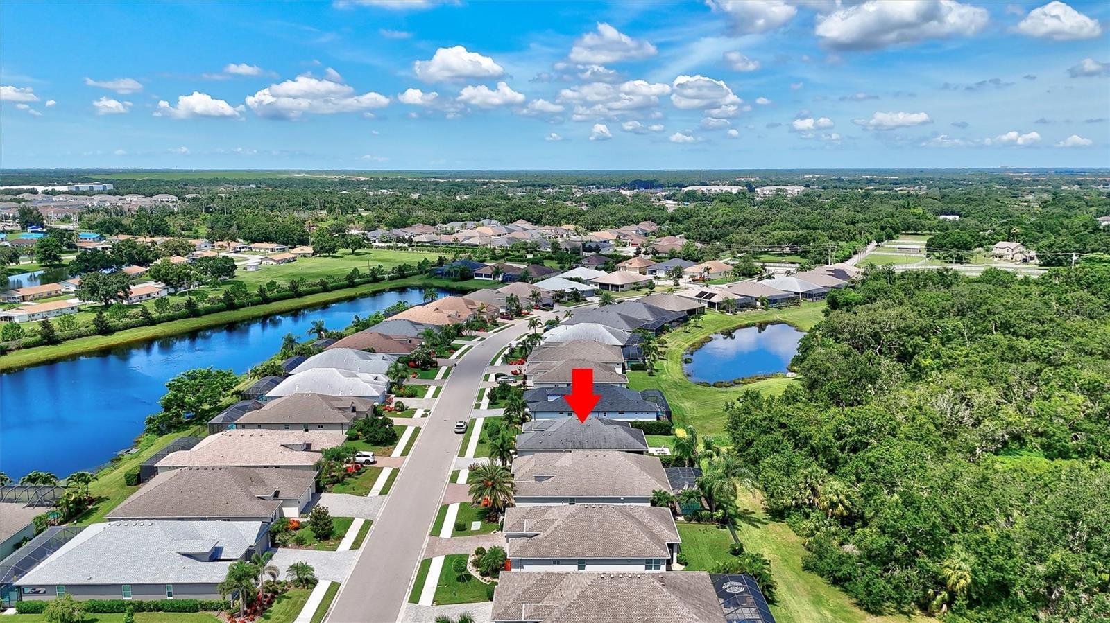 Property Photo: 11919 Goldenrod Avenue FL 34212