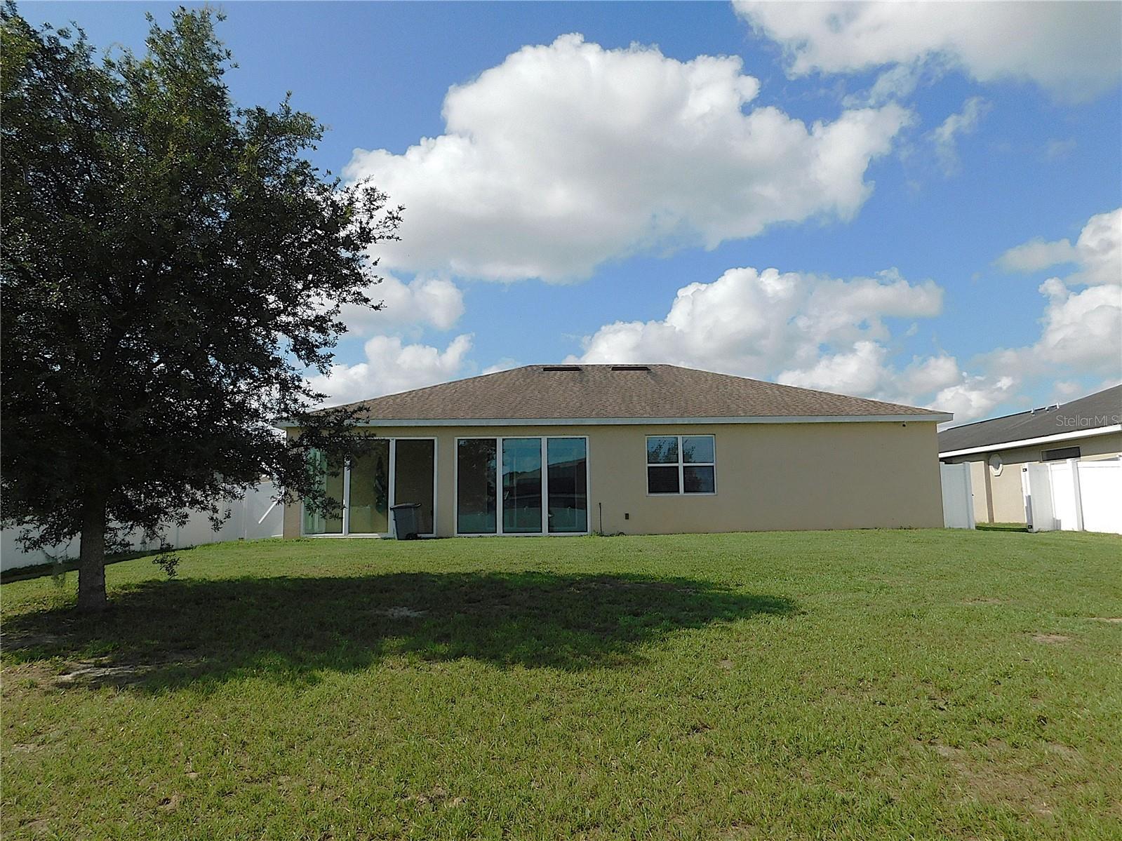Property Photo: 5137 SE 91st Place FL 34480