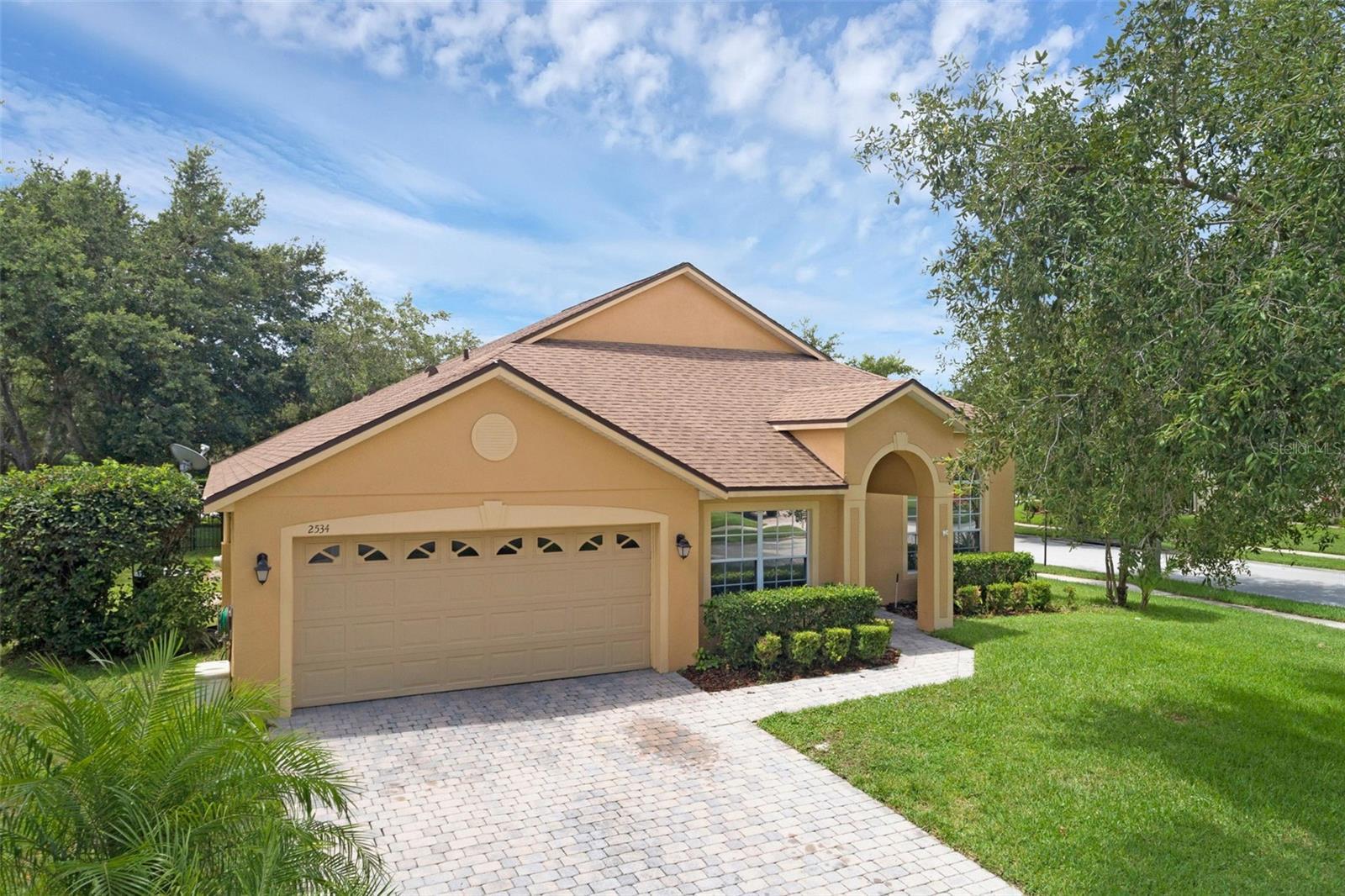 Property Photo: 2534 Double Tree Place FL 32766