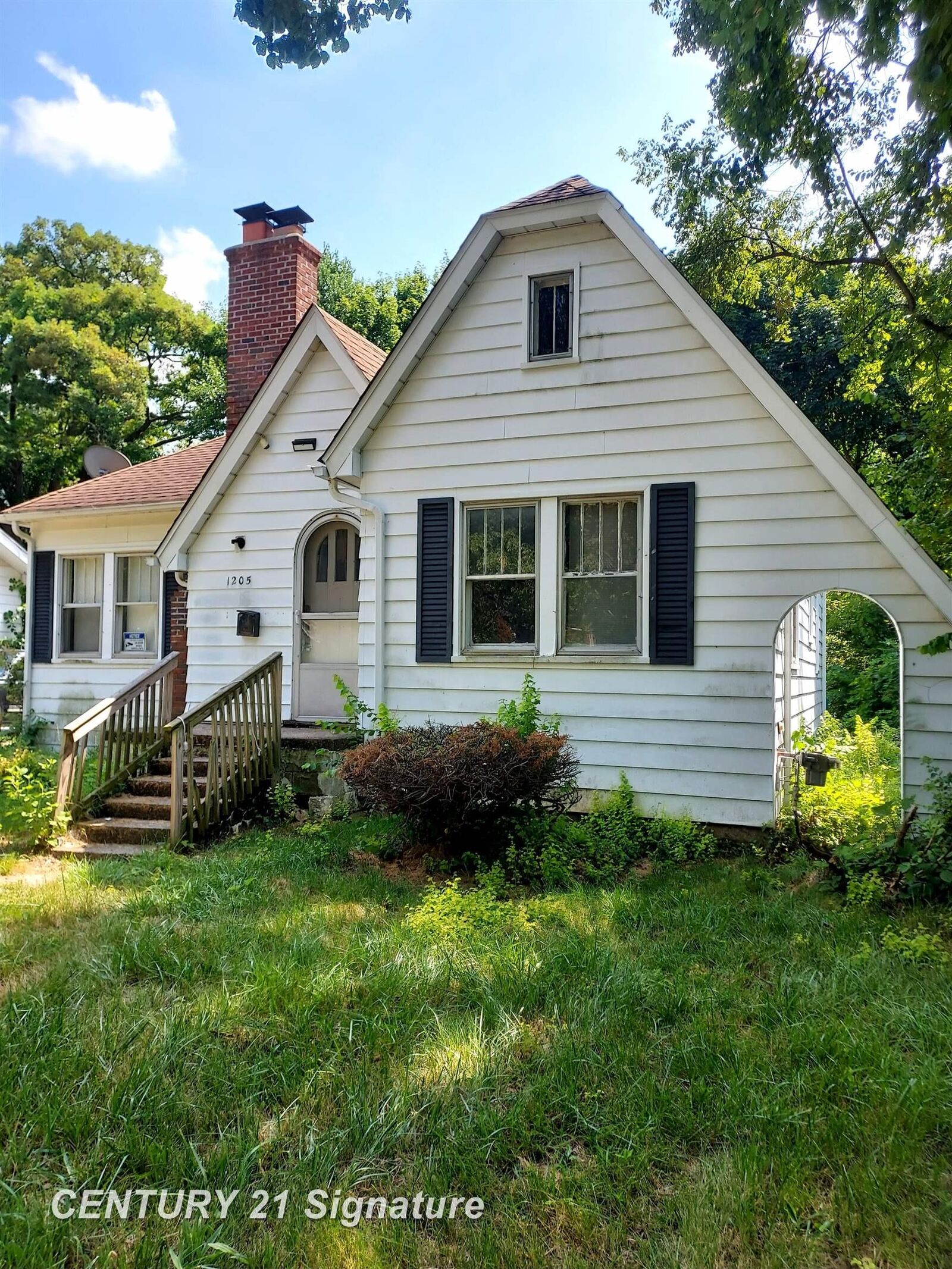 Property Photo: 1205 Copeman Boulevard MI 48504