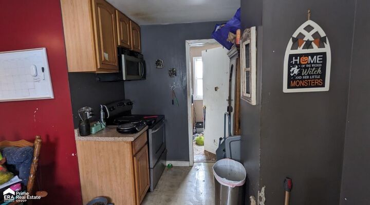 Property Photo: 812 Remington Avenue MI 48507