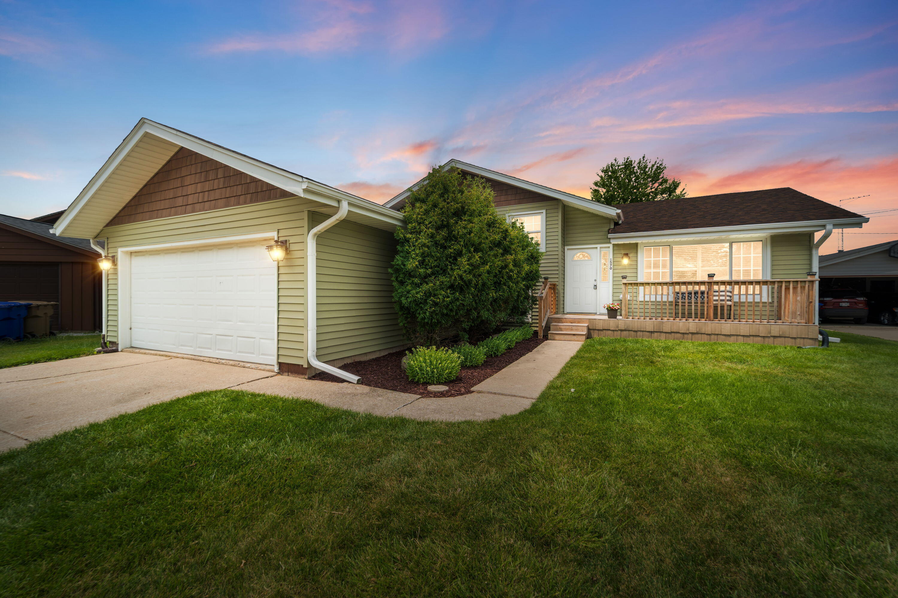 Property Photo: 1570 15th Ct WI 53140