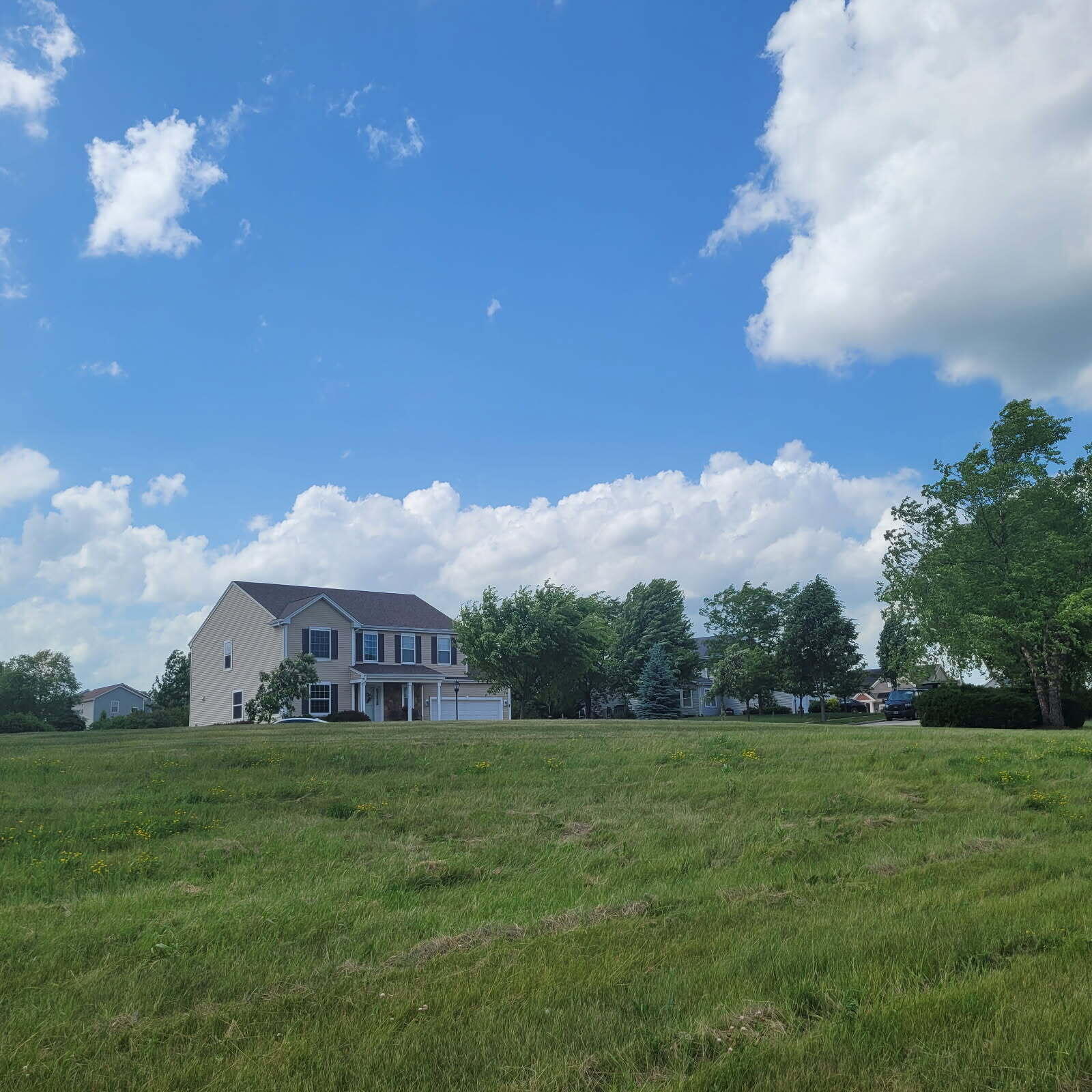 Property Photo: 2097 Willow Pond Way WI 53024