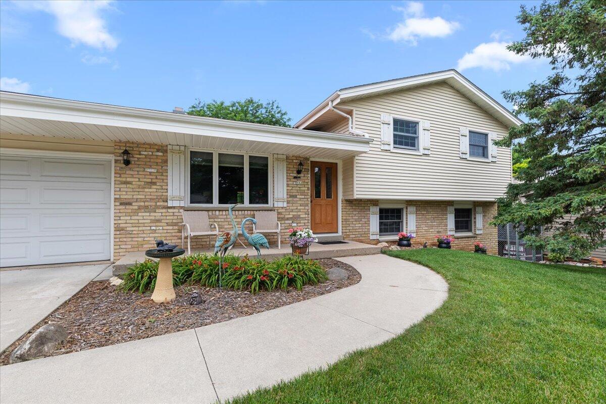 Property Photo: 532 S 18th Ave WI 53095